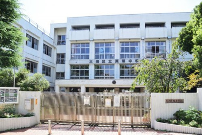 大田区立貝塚中学校の画像1