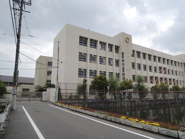 松原市立松原第六中学校の画像1