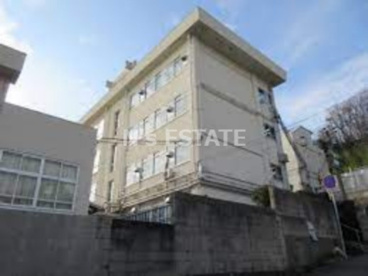 神戸市立高取台中学校の画像1