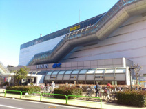 リヴィンオズ大泉店