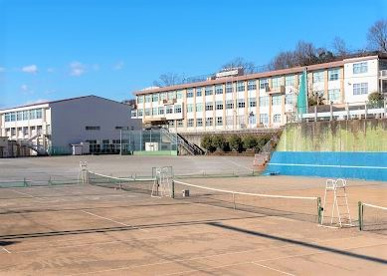 八王子市立甲ノ原中学校の画像1