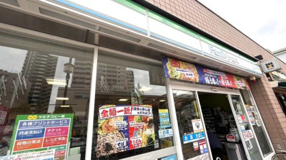 ファミリーマート 清瀬駅前店の画像1