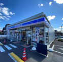 ローソン 成田寺台店