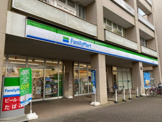 ファミリーマート 成田駅西口店