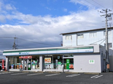 ファミリーマート 彦根小泉店の画像1