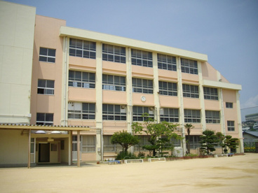 千代ヶ丘小学校の画像1