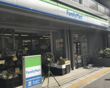 ファミリーマート 世田谷千歳通り店