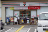 セブンイレブン 京都岩倉忠在地町店