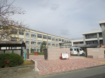 正門 浜松市立庄内中学校の画像1