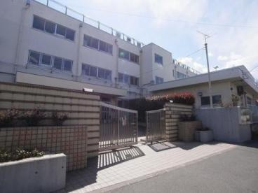 世田谷区立弦巻小学校の画像1