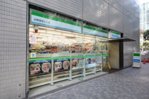 ファミリーマート近鉄堂島ビル店