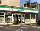 ファミリーマート 桜川二丁目店