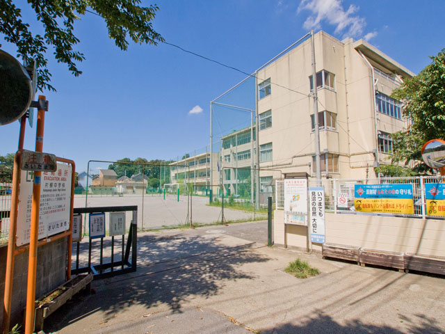 さいたま市立片柳中学校の画像