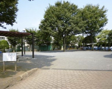 世田谷区立上祖師谷一丁目公園