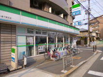 ファミリーマート 小浦下新庄店