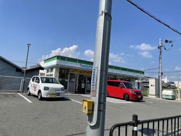 ファミリーマート藤井寺北岡店の画像2