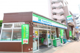 ファミリーマート
