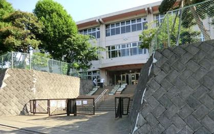 千木良小学校の画像1