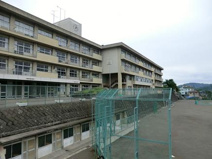 串川中学校