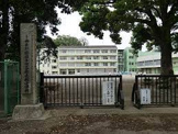 南毛利小学校
