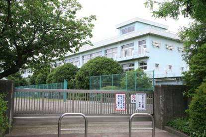 緑ヶ丘小学校の画像