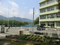 上荻野小学校