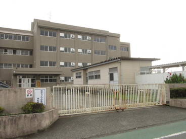 東名中学校の画像1