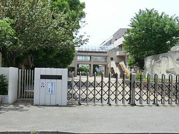 藤塚中学校の画像1
