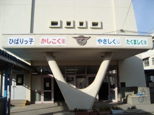 ひばりが丘小学校の画像