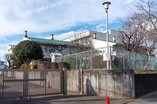 鶴間小学校の画像