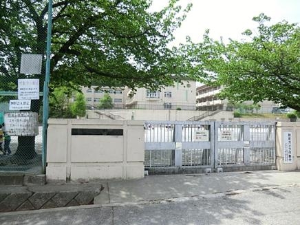 三輪小学校の画像