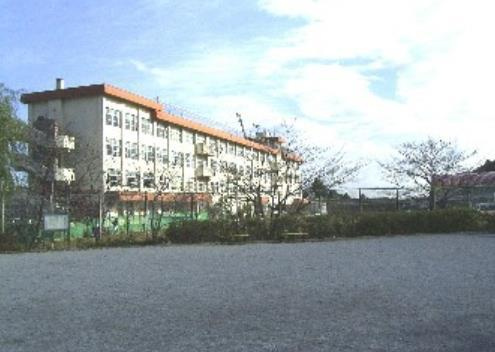 緑が丘小学校の画像