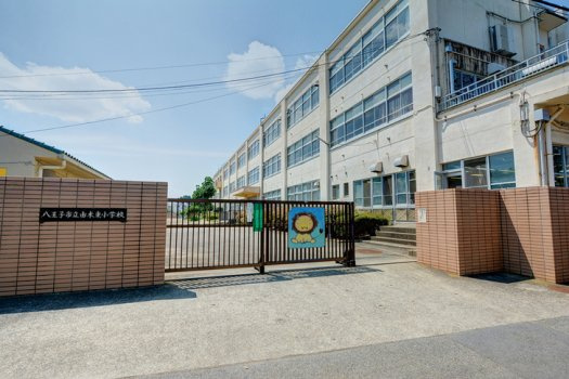 由木東小学校の画像