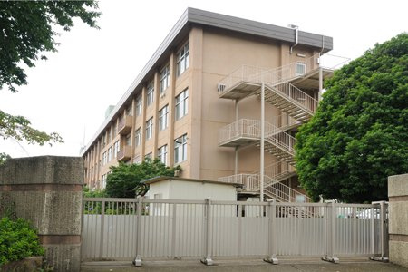 由木中学校の画像