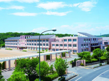 鑓水中学校