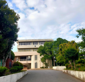 愛川東中学校の画像1