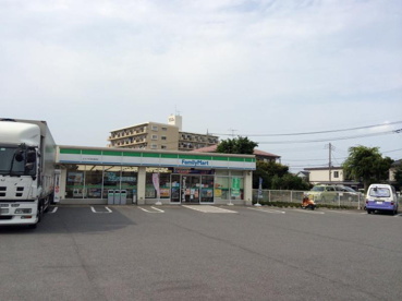 ファミリーマート　よろづや田名豊原店の画像1