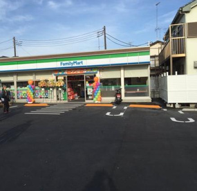 ファミリーマート　橋本五丁目店の画像1