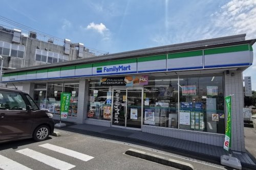 ファミリーマート　作の口小学校前店の画像