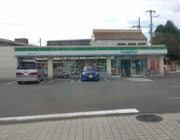 ファミリーマート　西橋本二丁目店の画像1