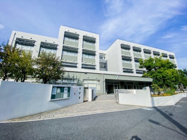 世田谷区立世田谷中学校の画像1