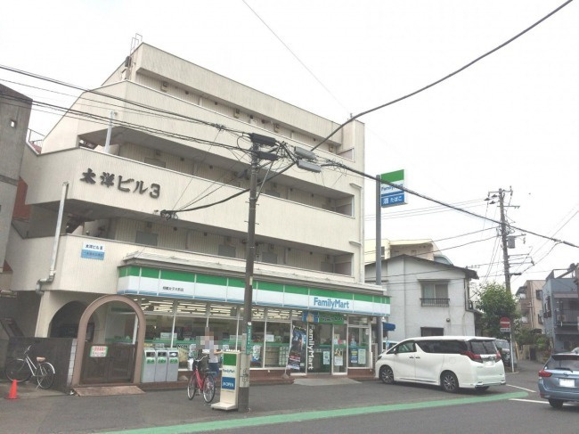 ファミリーマート　相模女子大前店の画像