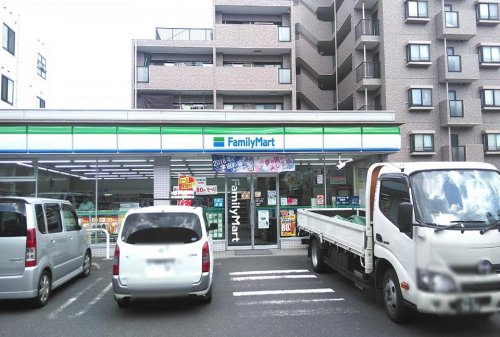 ファミリーマート　座間小松原店の画像