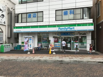 ファミリーマート　相武台前駅南口店