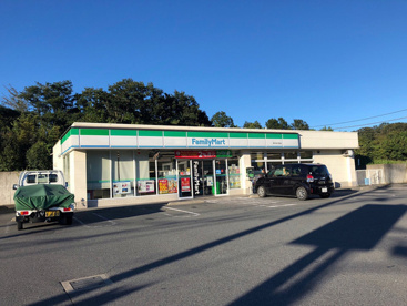 ファミリーマート　厚木宮の里店の画像1