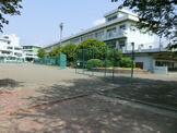 緑ケ丘小学校
