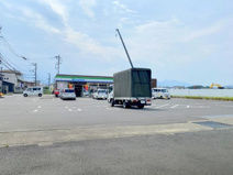 ファミリーマート厚木三田東店
