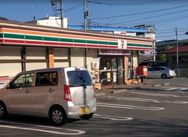 セブンイレブン　東名町田インター店の画像1