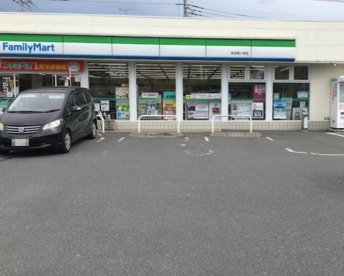ファミリーマート　町田高ヶ坂店の画像1