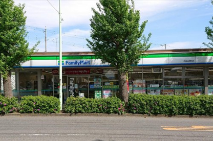 ファミリーマート　町田山崎町店の画像1